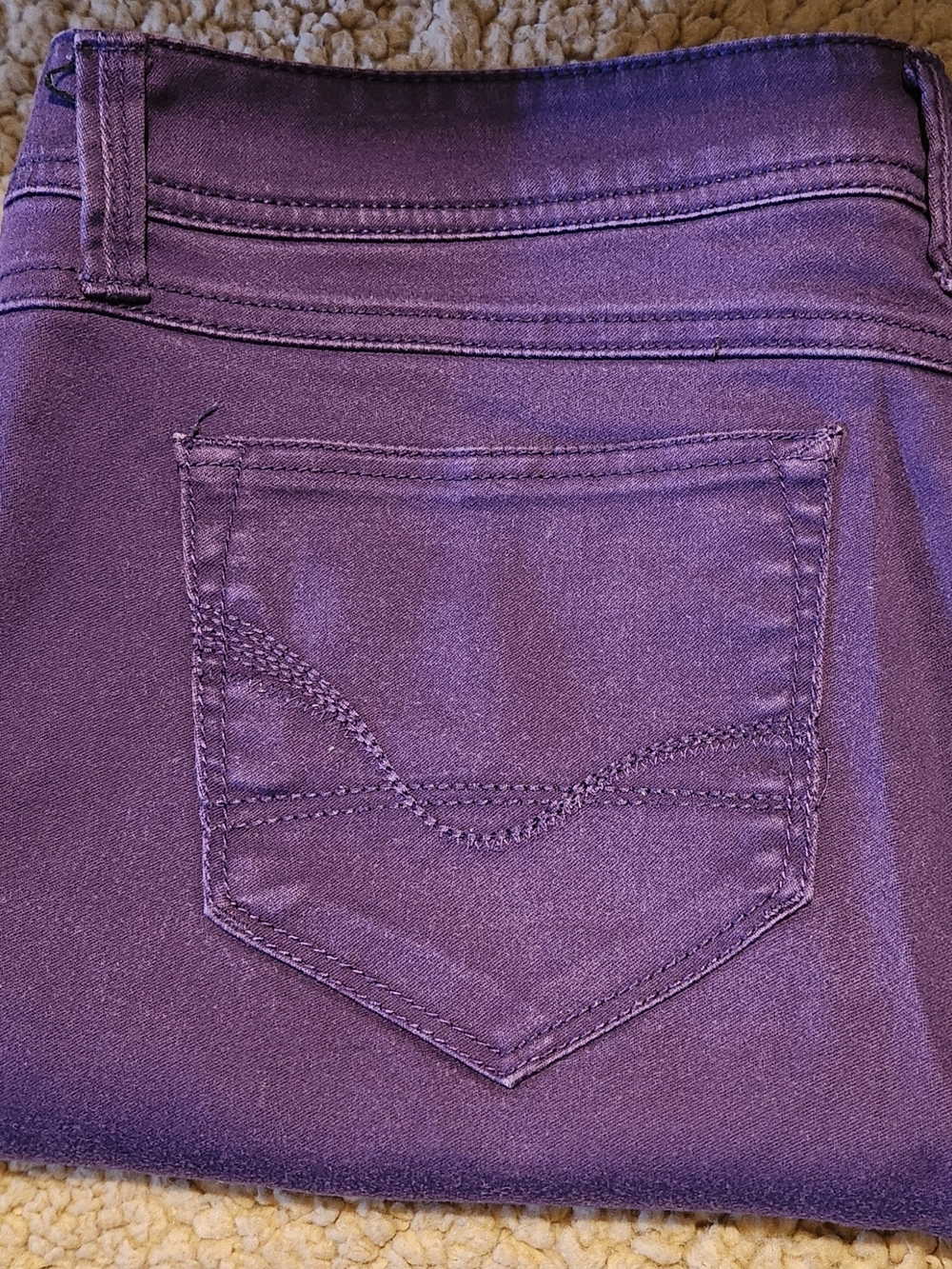 Roz & Ali Women's Straight Leg Jeans in Deep Purple